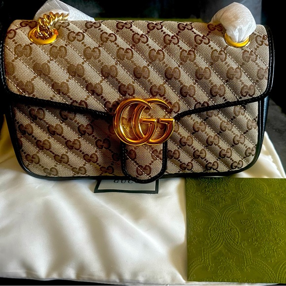 Gucci Marmont Small Shoulder Bag - Picture 1 of 8